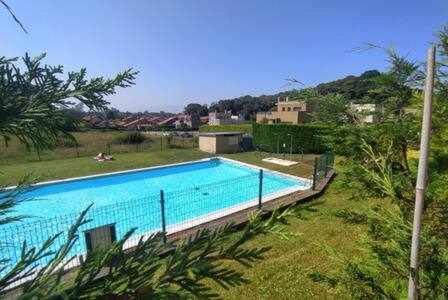 Apartmán Apartamento Con Piscina Llanes Exteriér fotografie